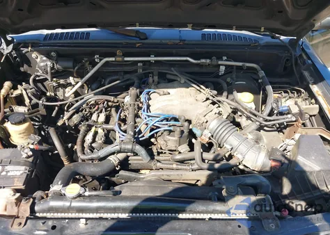 2002 Nissan Xterra Xe from USA, damaged, VIN 5N1ED28Y72C560644